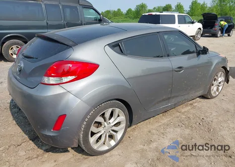 2012 Hyundai Veloster Base W/Black z USA, uszkodzony, nr VIN KMHTC6ADXCU067853